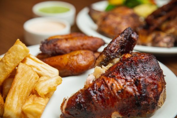 Grilled whole chicken with Yam Chips